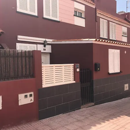 לינה וארוחת בוקר Los Cardones