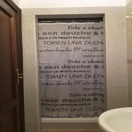 Los Cardones לינה וארוחת בוקר